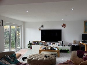 Is this room too bright for OLED