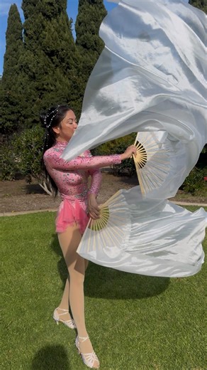 CaroLyra Aerial Arts on Instagram: "Soft movement. Blush tones. Floating moments made for love. 💗 Our Valentine’s silk fan duo blends solo + partnered choreography into seamless ambient moments — perfect as floating features throughout your event or woven into a full aerial experience. ✨ Duo & solo options ✨ Ambient “floater” performances ✨ Fully customizable to your vision Now booking February events & upcoming celebrations. @cirquessence #AerialSilks #AerialDuo #EventEntertainment #LuxuryEven