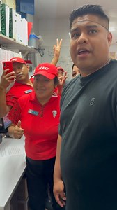 Un ratito de convivencia con KFC | Hugo Cesar Dominguez