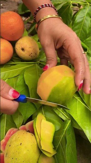 Peeling a Mango #mango