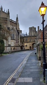 Wells in Somerset is England’s smallest city, famous for its stunning cathedral and medieval streets. #travel #uktravel | UK Hidden Gems