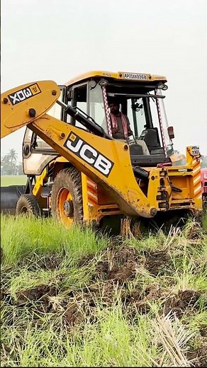 Top Heavy Equipment Expert Reveals BEST MUD Loading Techniques