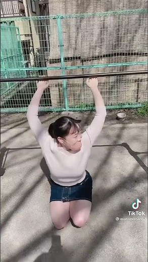 【TikTok】スカートで逆上がりをしたら、、、丸見えモザイク無し♯120