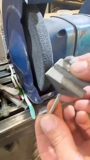 Shrapping thresholds easy to use#metal #tools #diy #reels #steel | Stiff Work To | Facebook