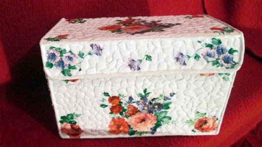 DIY Jewelry Box Interior Decor