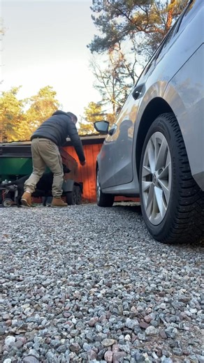 Vehicle search with Jossan | Gritty K9