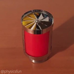 A simple heat engine created from the convection of hot air from the candle flame. It looks awesome! 😎 via Physicsfun | UNILAD Tech
