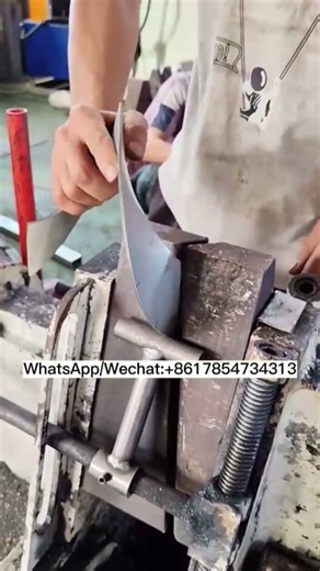 Mixer auger shaft bending