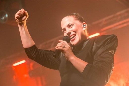 DIESE Schlager-Hits waren am längsten Charts-Spitzenreiter