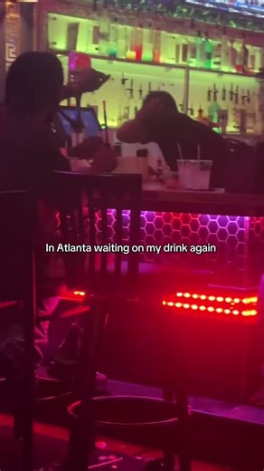 Only in Atlanta you get a whole performance before your drink 😂