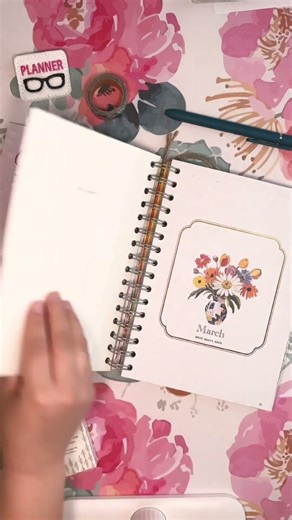 February to March Scripture Writing Planner Flip #faithbasedlife #christianmomlife 💞