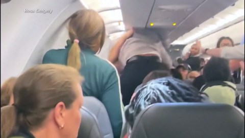Fight breaks out on Frontier flight to Miami, video shows