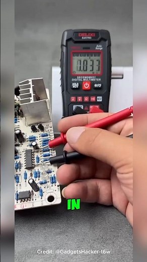 Best Multimeter in 2025 – Compact, Accurate & Easy to Use! 🧠✨#electronic #multimeter #gadgets
