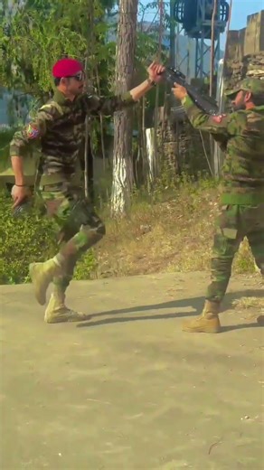 Quick Defense Move 🥊 | Real Army Training