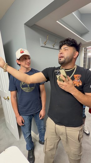 Hondureño llega a Qana Gladys para demostrar su talento🇭🇳🔥 | Benito GT Videos