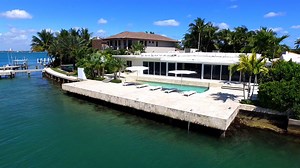 Tour Lenny Kravitz's Former Miami Beach Home