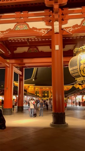 POV: Sightseeing and walking through Tokyo's oldest temple (Senso-ji) #sensojitemple #japantravel