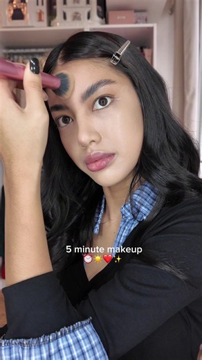 5 Minute Makeup Look — Quick Everyday Makeup Tutorial