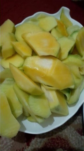 green mango with bago'ong😋😋