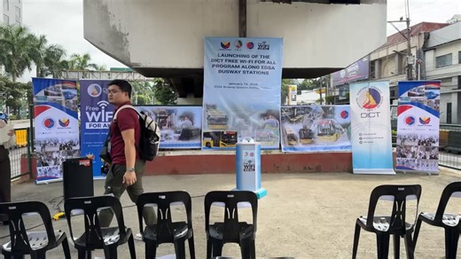 𝐋𝐈𝐕𝐄: The Department of Transportation (DOTr) and the Department of Information and Communications Technology (DICT) lead the launching of the DICT free WiFi for all program along EDSA Busway Stations today, January 15. #DOTrPH🇵🇭 #DICT #EDSABusway #KomyuterMuna | Department of Transportation - Philippines