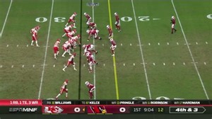 Demarcus Robinson finds room underneath for fourth-down grab