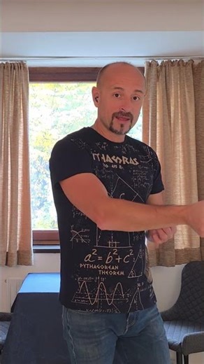 Greeting the guests and presenting the menu Waiter Training Video