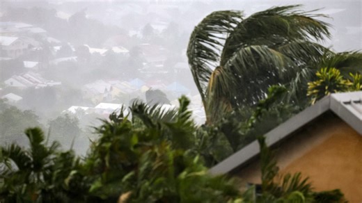 Cyclone Garance à La Réunion: le bilan grimpe à au moins trois morts