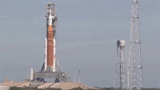 Former NASA astronaut speaks on critical Artemis II moon rehearsal