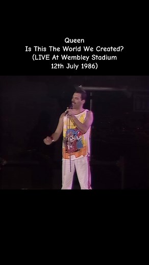 Queen Live Performance at Wembley Stadium 1986