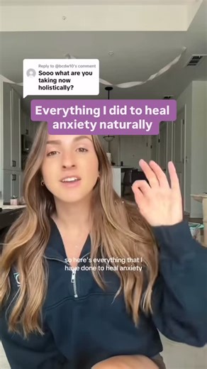 Courtney Hayes on Instagram: "(Read for more) I started struggling with chronic anxiety, OCD and emetophobia (phobia of vomiting) when I was 8 & it lasted into my early twenties. Over a decade of trying dozens of medications and still not finding any relief, I committing to doing whatever it took to finding a natural approach to healing I couldn’t fit everything in the video, so a quick 101 of the biggest things that helped: •gut brain connection: start with a food log & bring awareness in •elim