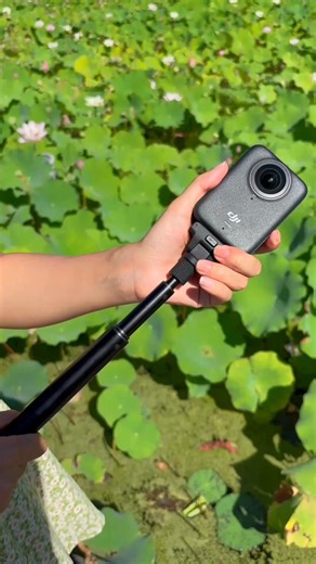 Matrix-Style Shots? ✅ Mit der Osmo 360 und dem Vortex Grip ganz easy umsetzbar. 🌀🎥 #Osmo360 #MatrixVibes #VortexGrip | DJI