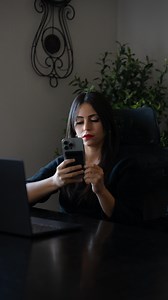 1.8K reactions · 52 shares | ✨ Plaud Note Pro  Codice sconto: IMAARIST  Amazon: https://bit.ly/4rVR3sQ  Sito ufficiale: https://bit.ly/4puT8tU All’inizio era solo un oggetto. Poi ho capito che @plaud_italy stava ascoltando per me. Le parole non si perdono più. Restano. Si trasformano in testo. Pronte da rileggere, ovunque. #plaud #plaudnotepro #note #italia | Imane Lachis | Facebook