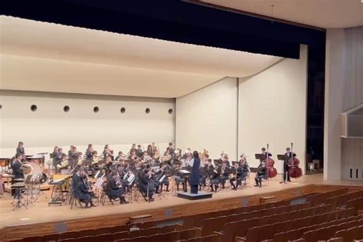 北星学園大学附属高校吹奏楽部【公式】 | 本日は北星学園大学附属高校吹奏楽部の20周年の記念コンサートと大同窓会を行いました🎶 部の立ち上げに関わった1期の先輩から、この間卒業した19期の先輩たちまで来ていただいて、とても楽しい会になりました✨... | Instagram