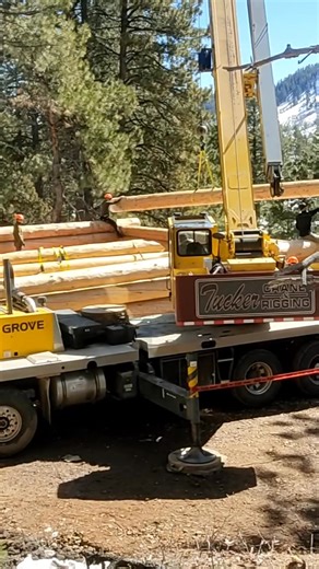 It is so cool how these log homes go together when they get to their locations! | R Log Haus | Facebook