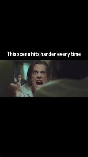 Reel Talk By GK on Instagram: "The mirror scene in Nightcrawler (2014) is one of the most chilling character moments in modern cinema. Jake Gyllenhaal actually injured his hand while filming Nightcrawler. During the final mirror scene, when Lou Bloom smashes the mirror, Jake punched it for real. The glass cut his hand, and the blood you see is real, not makeup. He stayed in character and kept the camera rolling. He later needed stitches. One of those rare cases where real damage made the scene e