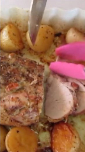 Roasted PORK LOIN W/ NEW POTATOES 😋 One Dish Meal 🥘 #food #baking #protein #vegetables #recipe