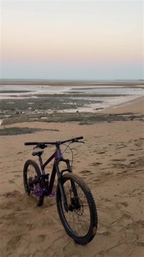 #fyp #foryou #xcyzba #mtb #wheelie @🌺Tamati🌺 @Sebastian @𝖋𝖑𝖞𝖓𝖓🎧 @jax__