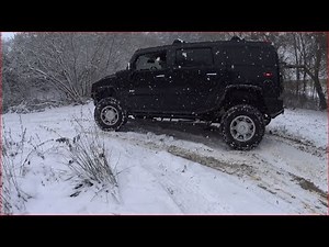 Hummer H2 fun in snow /