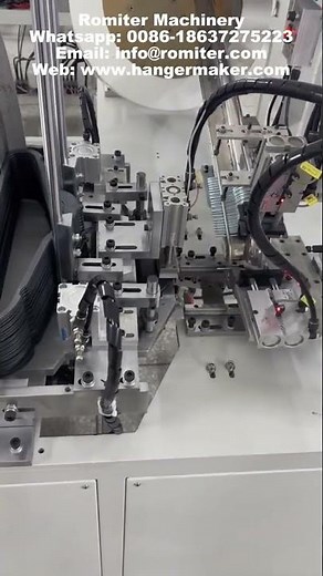 Automatic Flat Plastic Hanger Metal Hook Installing Machine