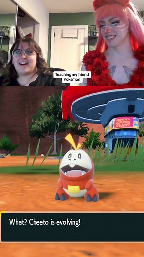 Friend's First Pokemon Evolution Reaction | Pokemon Scarlet Violet