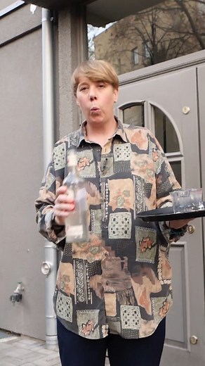 Melanie ist Restaurantleitung im "MontRaw" in Berlin und Mike Süsser kann sich über eine sehr moderne kreative Küche aus Israel freuen. Die Konkurrenten sind heute besonders neugierig, ob es Unterschiede zum Vortag gibt. Es bleibt spannend im Kampf um den begehrten Sieger-Teller.😁#MeinLokalDeinLokal 😁📺„Mein Lokal, dein Lokal“ – Montag bis Freitag, um 17:55 Uhr bei Kabel Eins oder streamen auf Joyn. | Mein Lokal, Dein Lokal