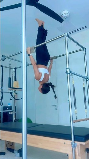 Pilates Cadillac | Candlestick & Trapeze Stretch