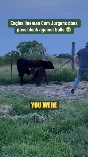 Cam Jurgens vs Bulls: Eagles Lineman's Unique Practice