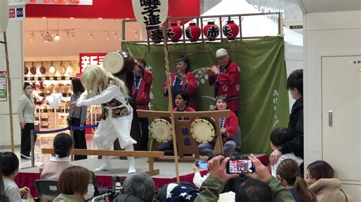 イオンモールにて。伝統芸能。萩赤囃子連。 #イオンモール #正月