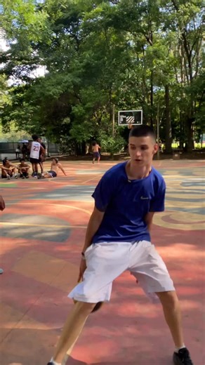 Gabriel streetballer on Instagram: "Somos representantes da cultura do streetball 🥷🏻🇧🇷 @theprofessor @ricolubis #streetball #basquetederua #viral #basquetebrasil"