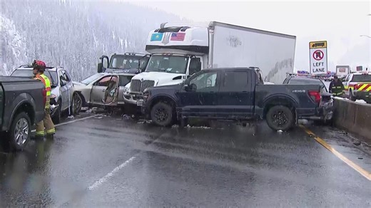 Pileup involving more than 75 crashed vehicles on snowy eastbound I-70 results in major closure