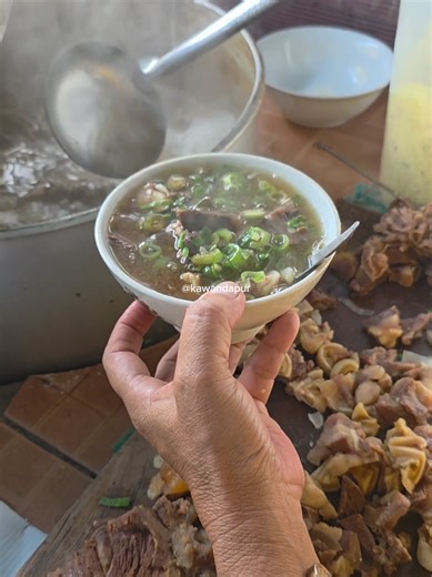 Mukbang Bakso Daging Pak Miad Surabaya