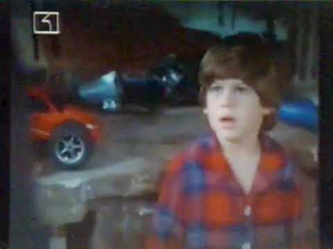 Home Alone 3 (1997) Gun with Soap Bubbles Scene