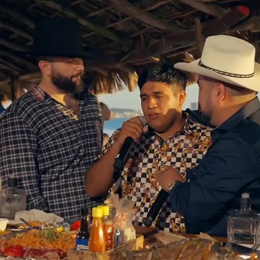 3.3M views · 146K reactions | Quisiera saber, GRANDE ENTRE LOS GRANDES... Beto Guzmán eres chingón , emocionando a las leyendas... Tu talento es más grande que cualquier defecto físico, no somos perfectos y tu eres Grande.! | Bryan Yankee Show | Facebook