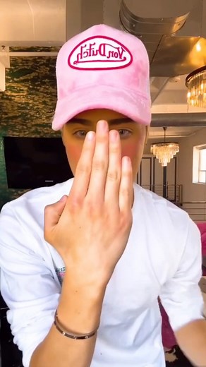 Sebastian Bails on Instagram: "now that’s a transformation 😍🤭"